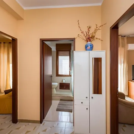 Maria Apartment *
